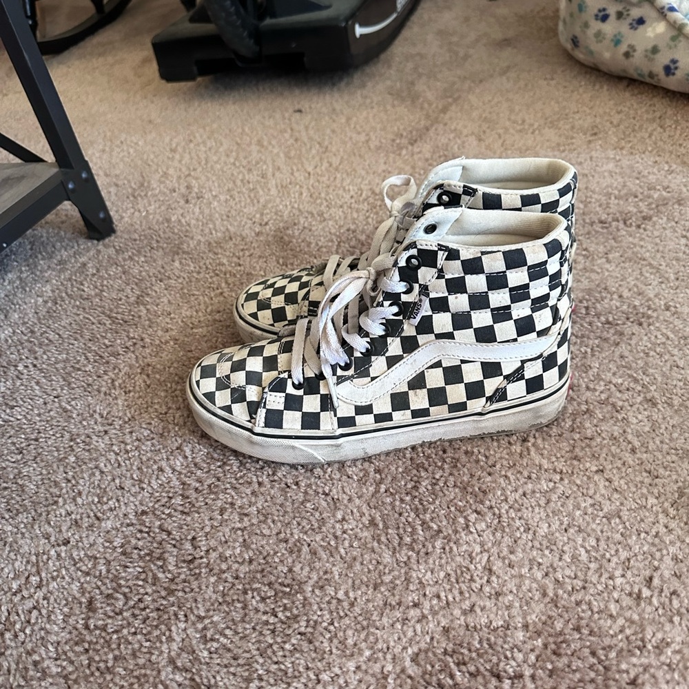 Women’s high top checkered vans